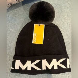 Michael Kors hat